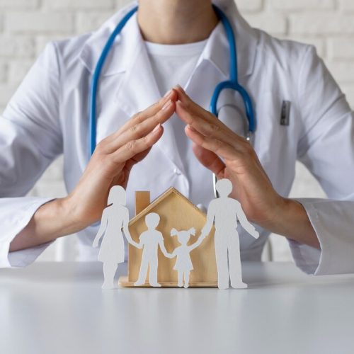 gros-plan-docteur-stethoscope_23-2149191362 gros-plan-docteur-stethoscope_23-2149191362